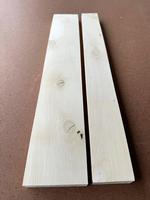 Holly Lumber (3/4) - (2 pcs) 2" to 3"W x 18+"L